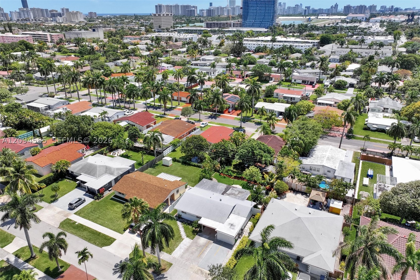 814 NE 4th St #814, Hallandale Beach FL 33009