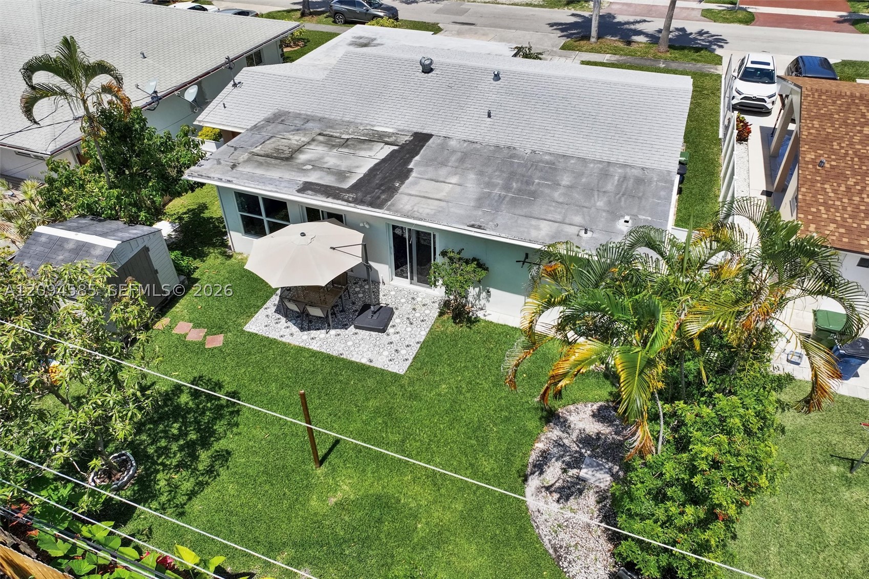 814 NE 4th St #814, Hallandale Beach FL 33009