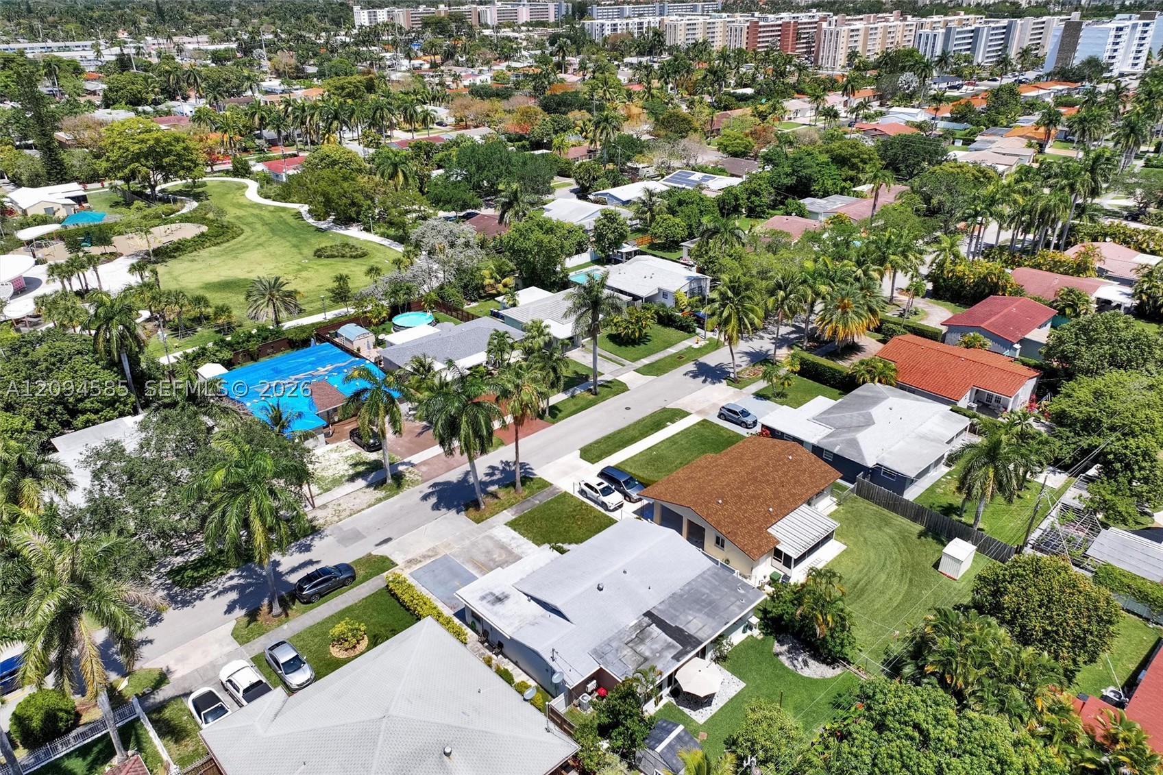 814 NE 4th St #814, Hallandale Beach FL 33009