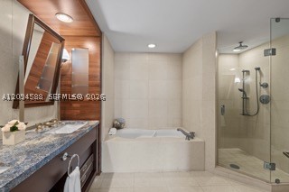 6799 Collins Ave #606, Miami Beach FL 33141