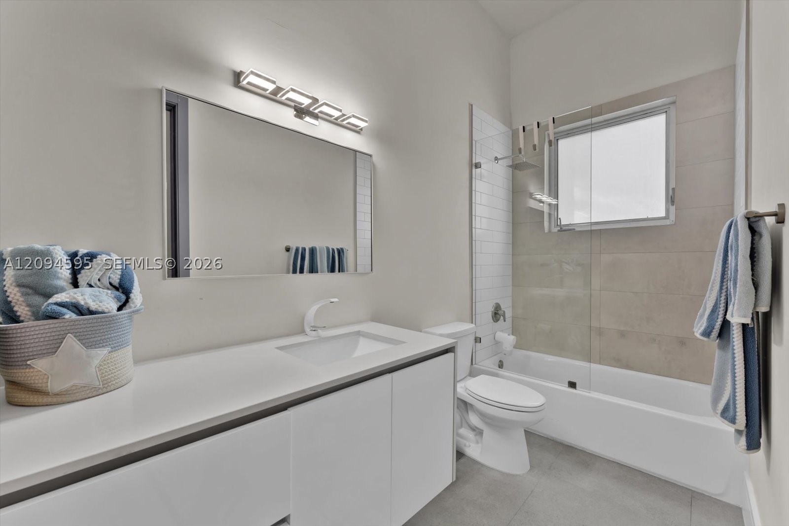 3079 Carter St #3079, Miami FL 33133