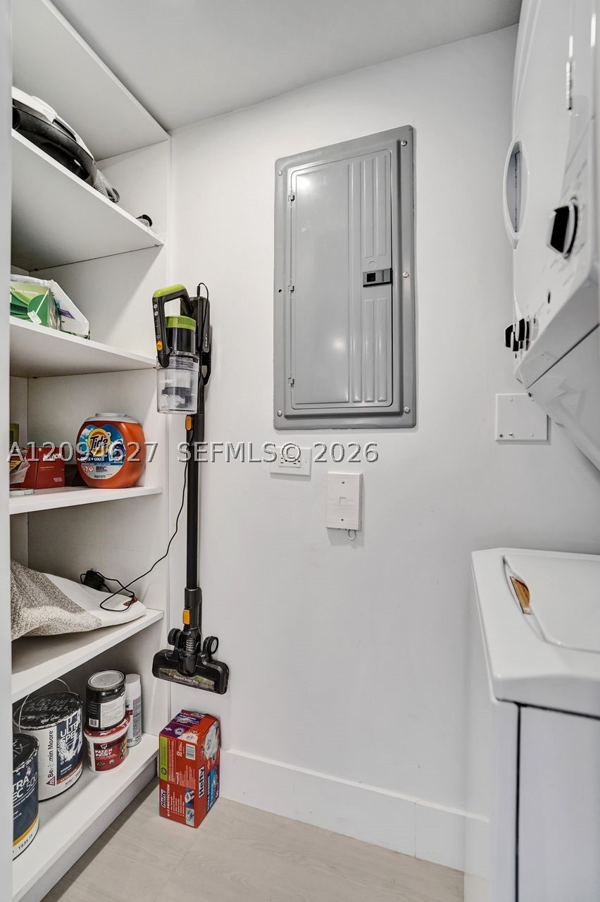 90 Alton Rd #2407, Miami Beach FL 33139
