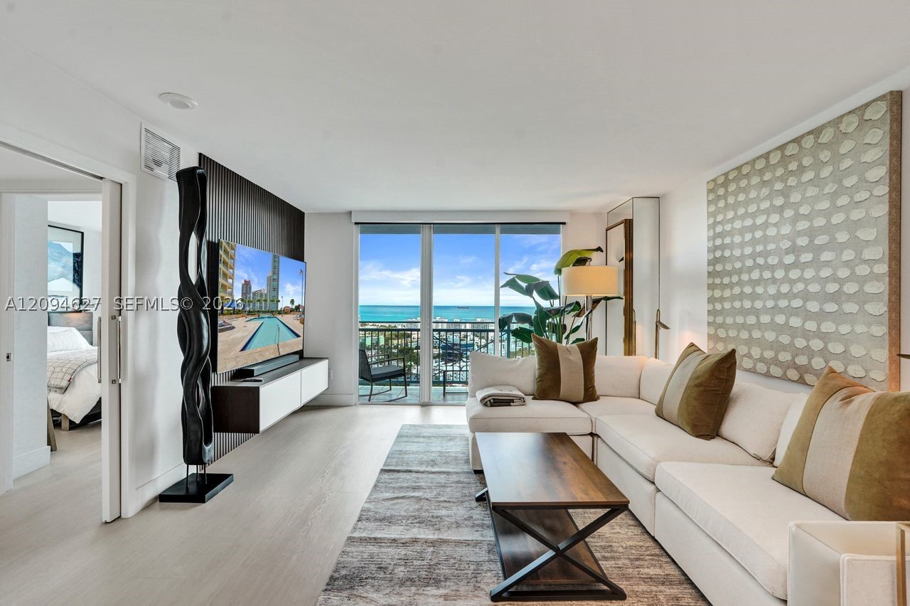 90 Alton Rd #2407, Miami Beach FL 33139