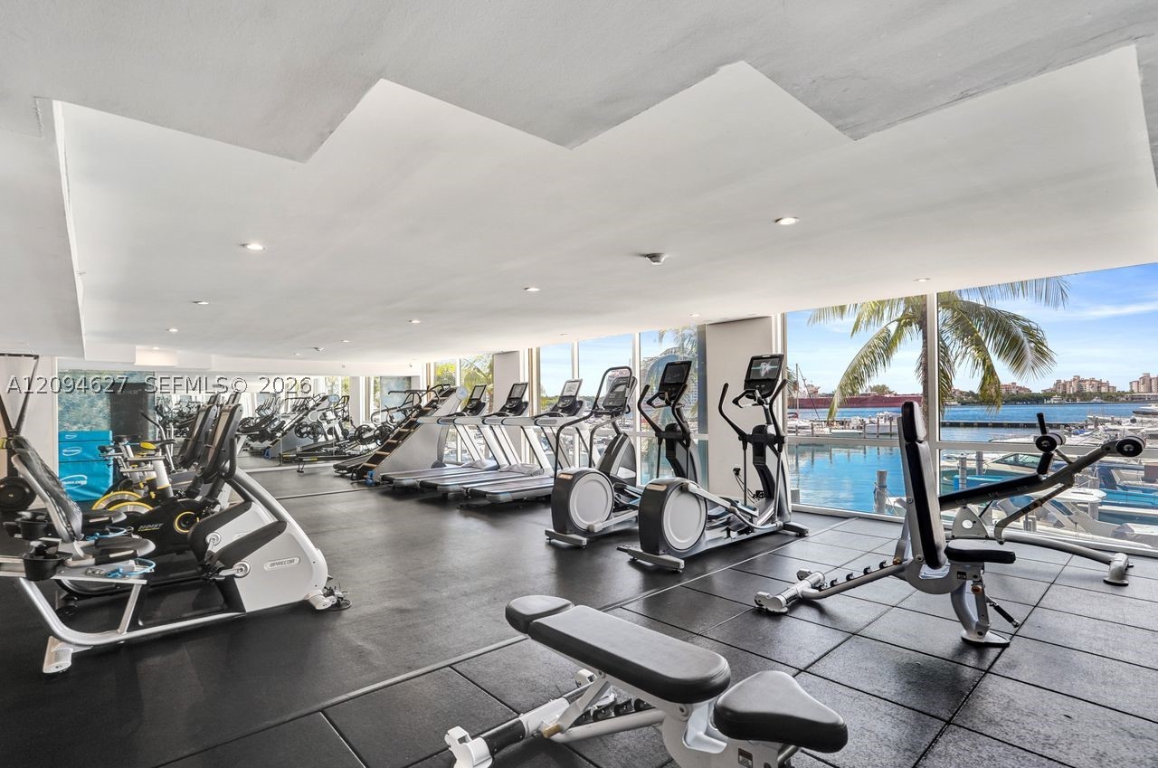 90 Alton Rd #2407, Miami Beach FL 33139