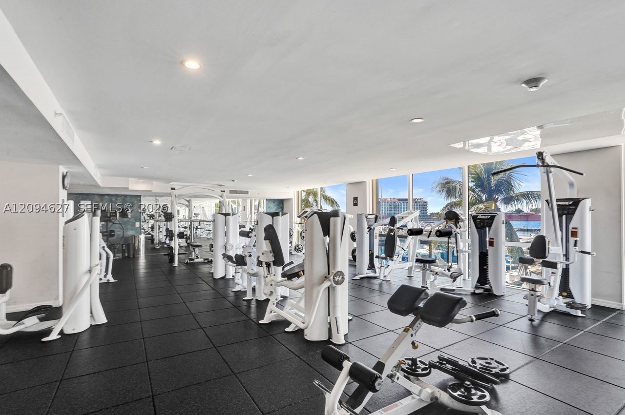 90 Alton Rd #2407, Miami Beach FL 33139