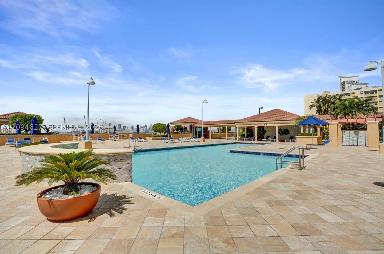 90 Alton Rd #2407, Miami Beach FL 33139