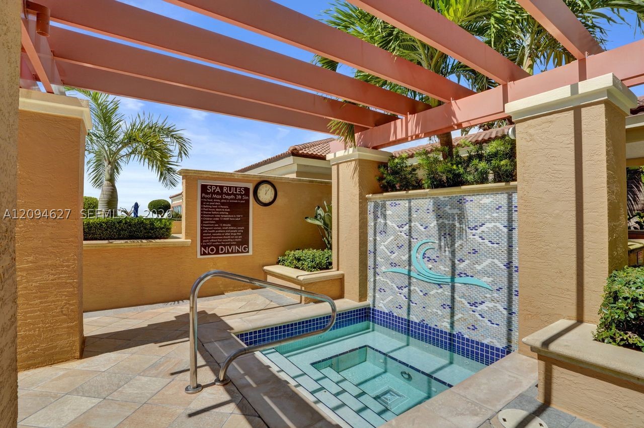 90 Alton Rd #2407, Miami Beach FL 33139