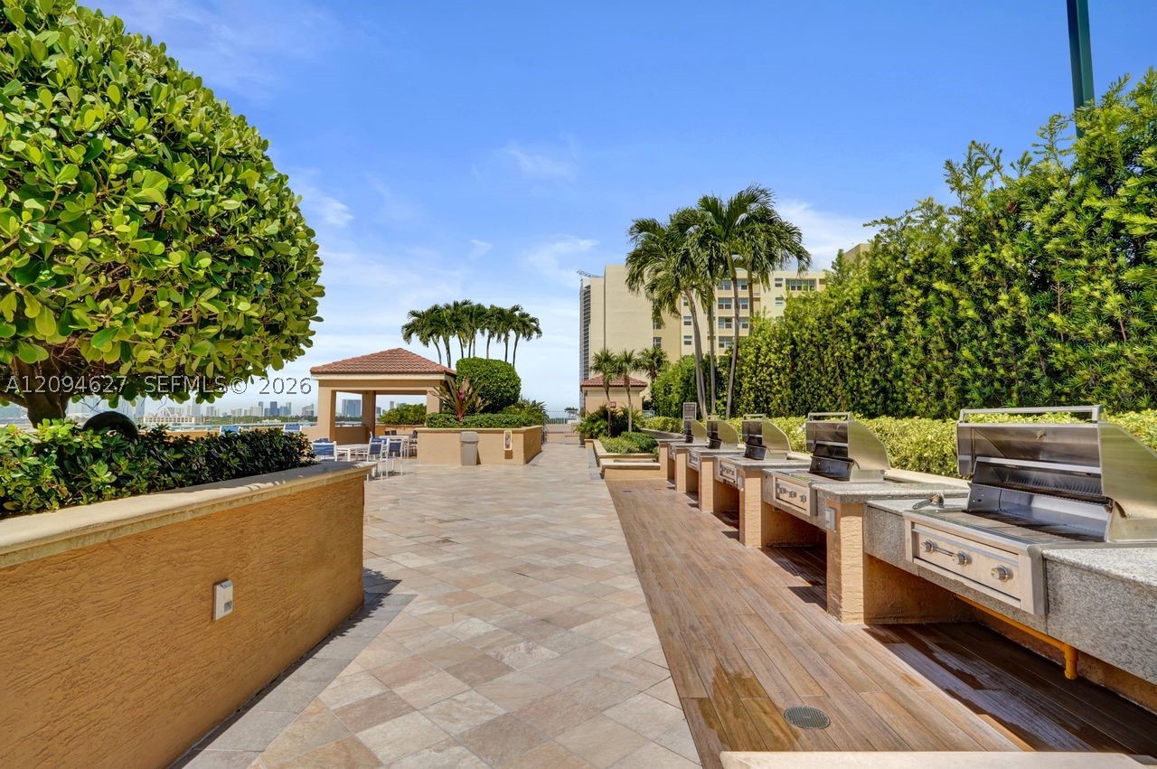 90 Alton Rd #2407, Miami Beach FL 33139