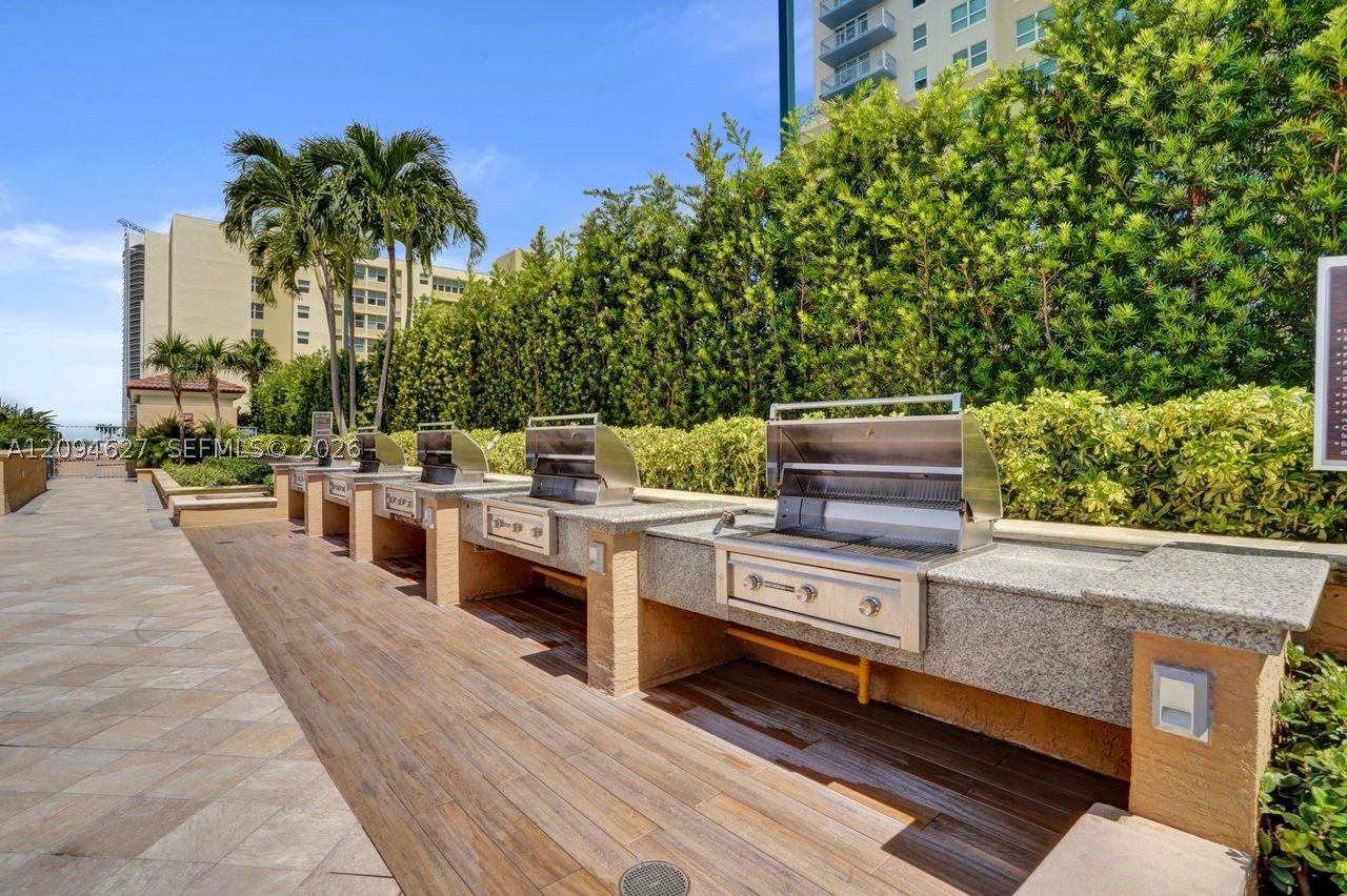 90 Alton Rd #2407, Miami Beach FL 33139