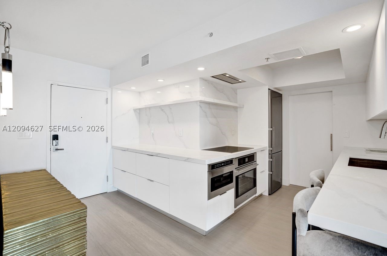 90 Alton Rd #2407, Miami Beach FL 33139