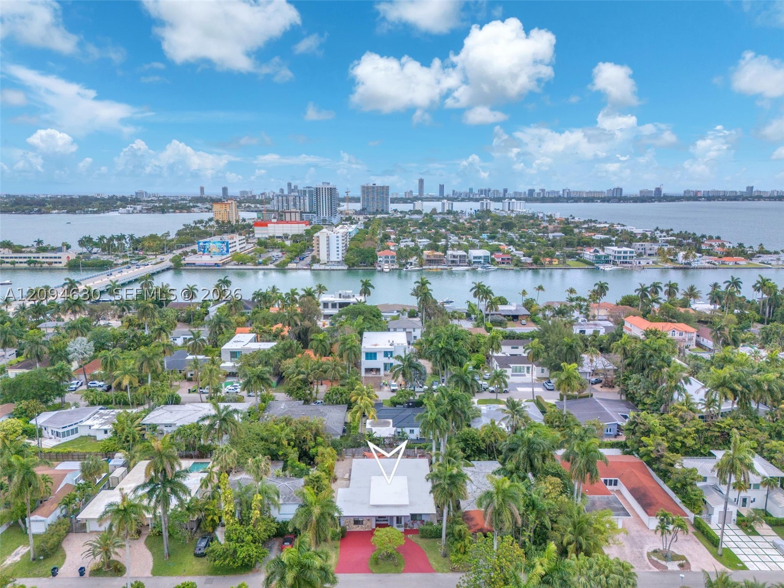 7701 Center Bay Dr, North Bay Village FL 33141