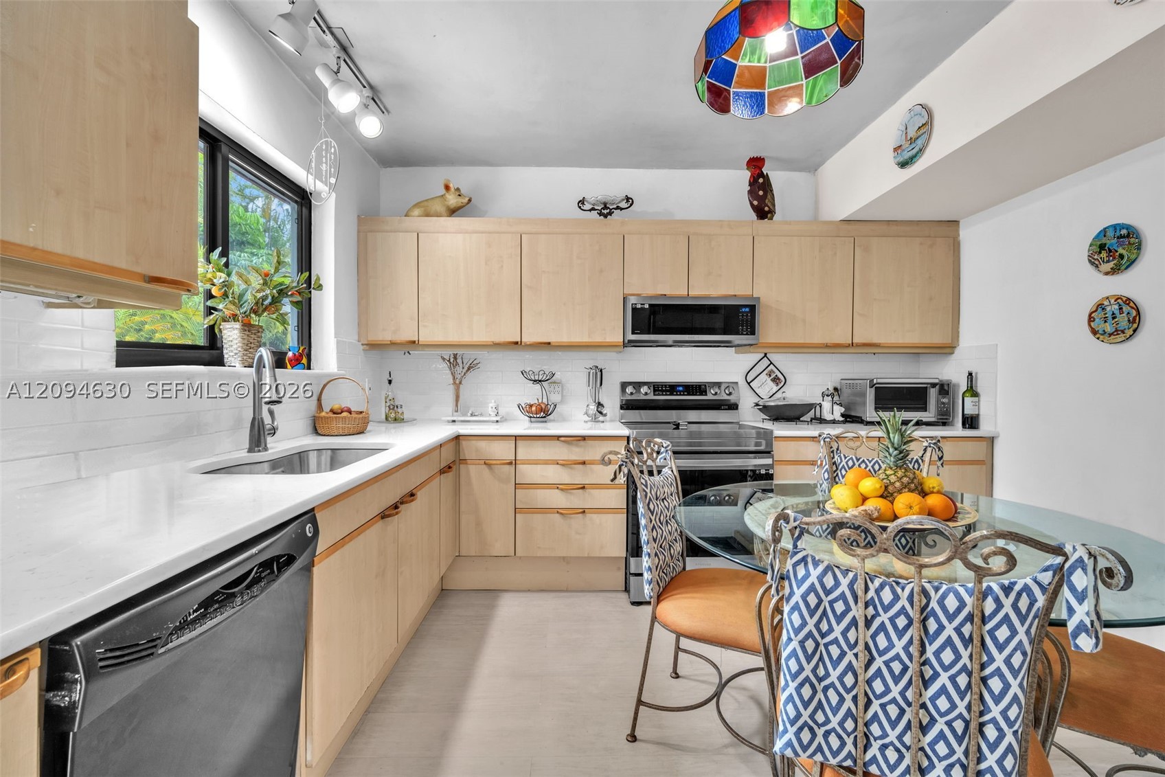 7701 Center Bay Dr, North Bay Village FL 33141
