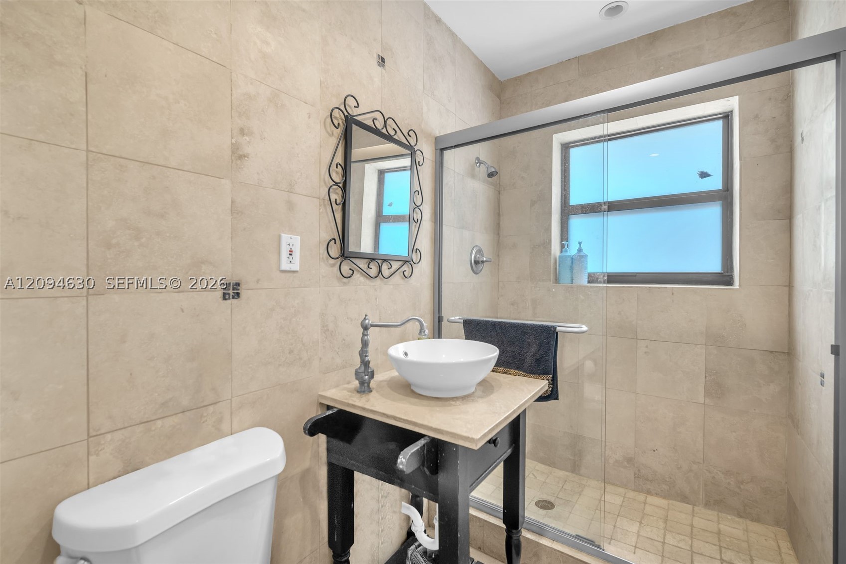 7701 Center Bay Dr, North Bay Village FL 33141