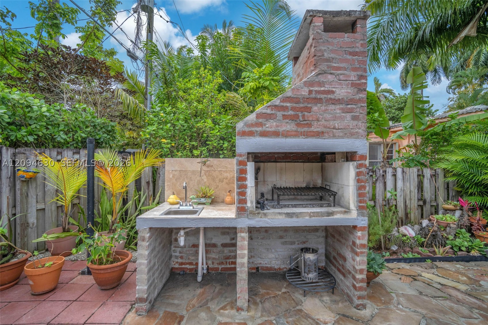 7701 Center Bay Dr, North Bay Village FL 33141
