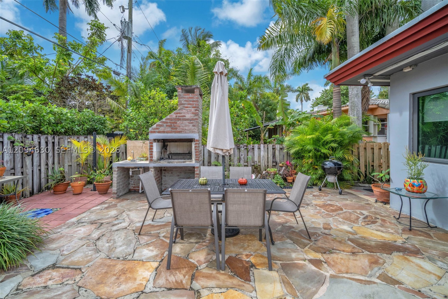 7701 Center Bay Dr, North Bay Village FL 33141
