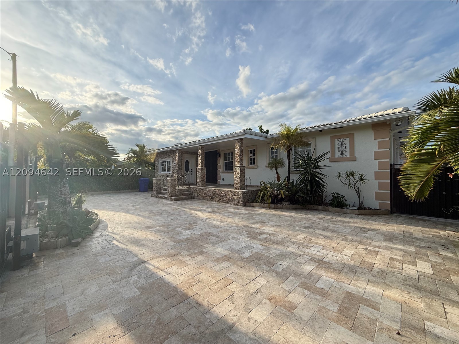 3889 NW 5th St, Miami FL 33126