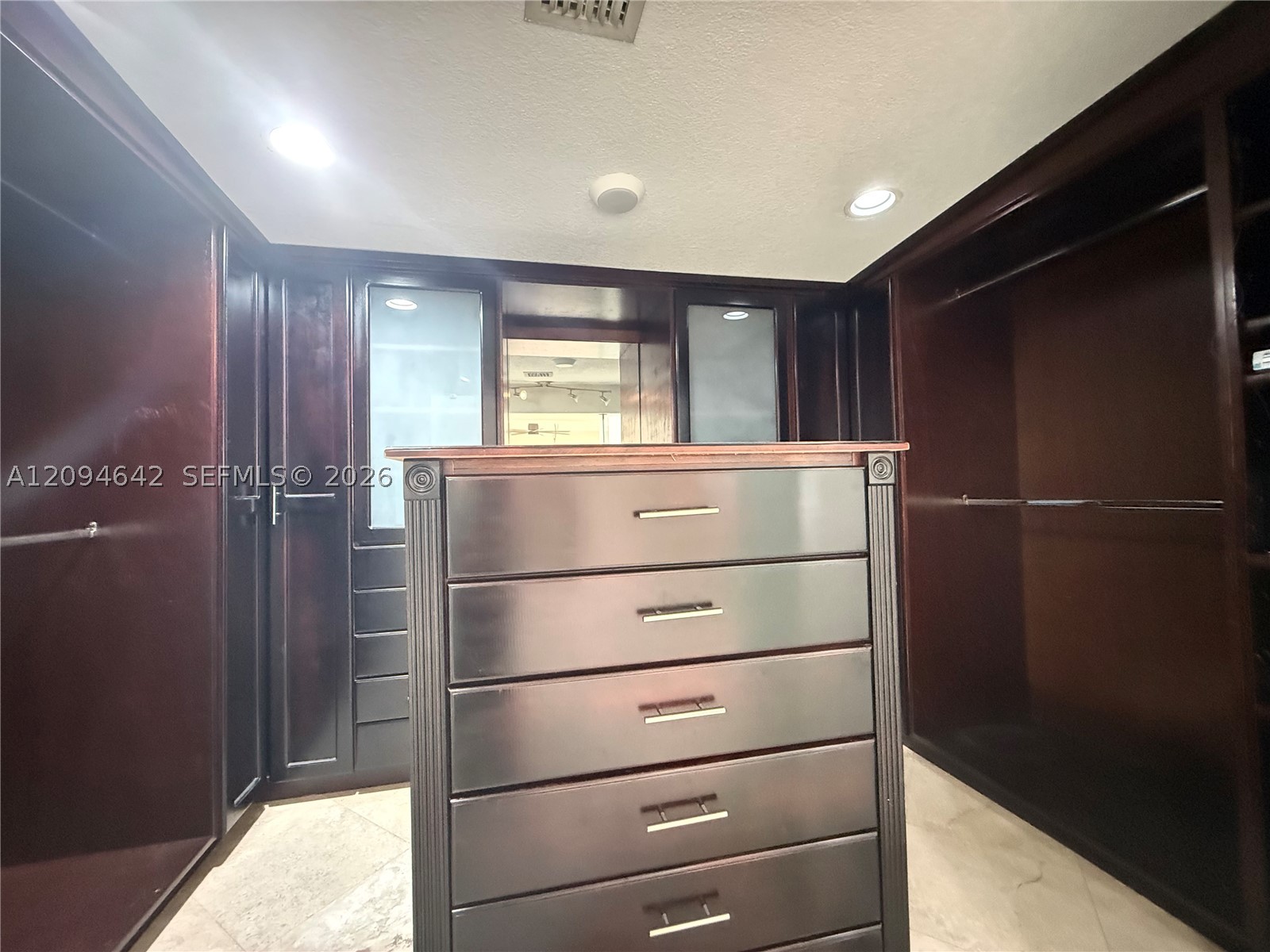 3889 NW 5th St, Miami FL 33126