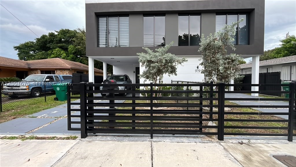 919 NW 55th St #921, Miami FL 33127