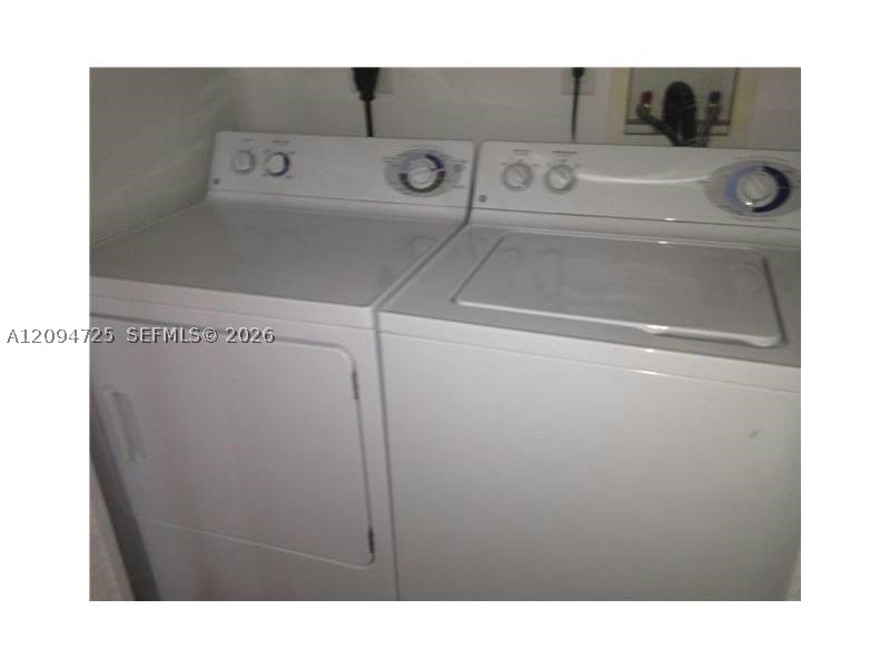 19501 W Country Club Dr #506, Aventura FL 33180