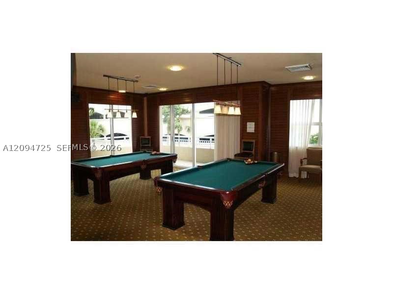 19501 W Country Club Dr #506, Aventura FL 33180