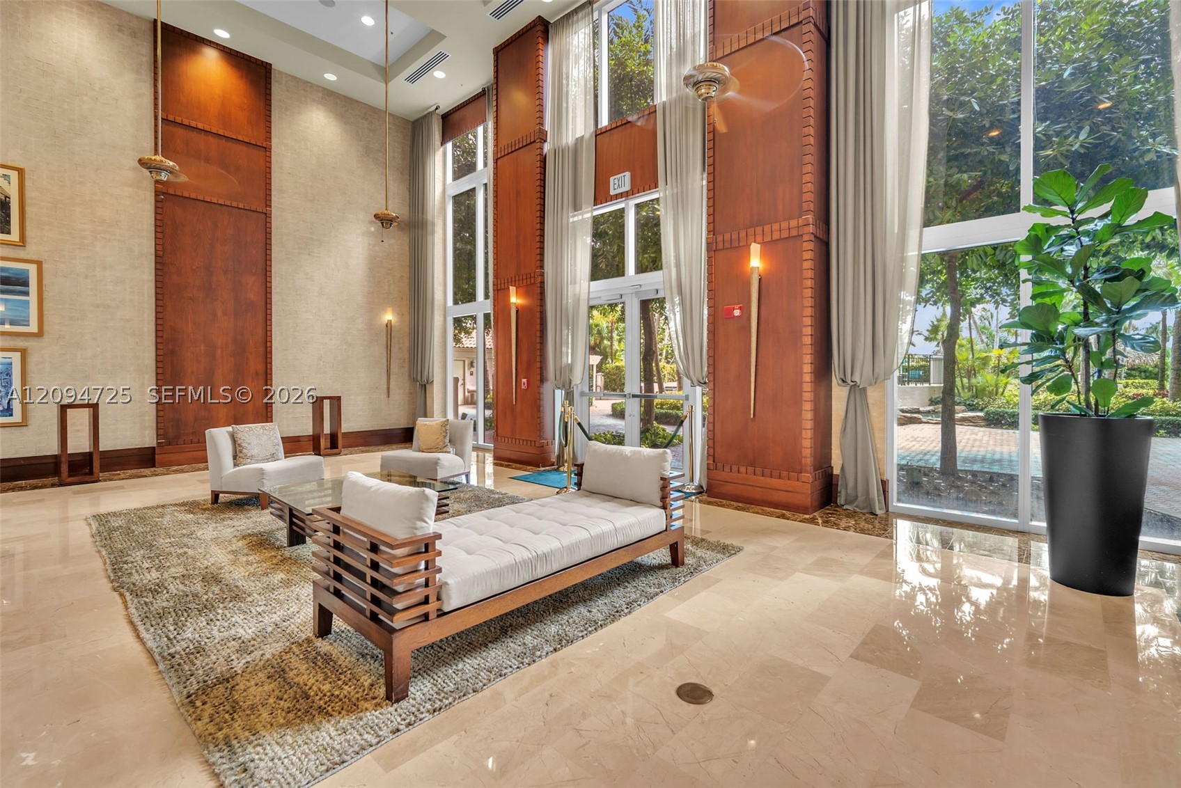 19501 W Country Club Dr #506, Aventura FL 33180