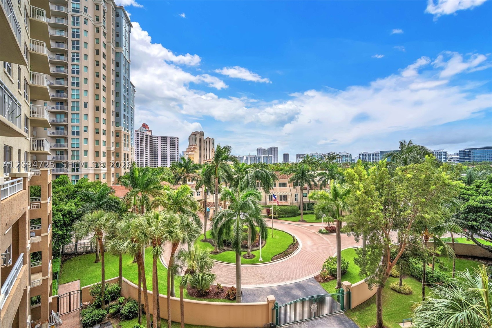 19501 W Country Club Dr #506, Aventura FL 33180