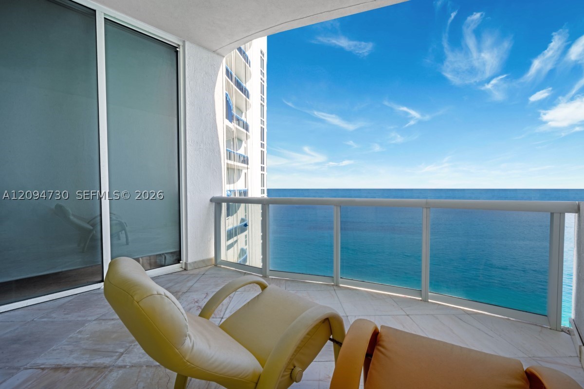 16001 Collins Ave #3806, Sunny Isles Beach FL 33160