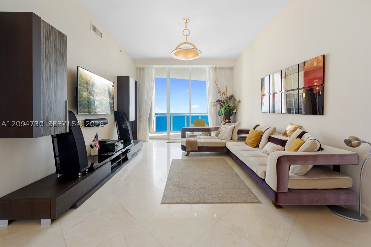 16001 Collins Ave #3806, Sunny Isles Beach FL 33160