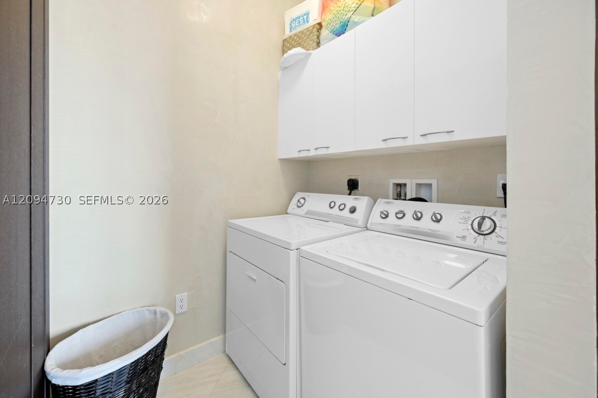 16001 Collins Ave #3806, Sunny Isles Beach FL 33160
