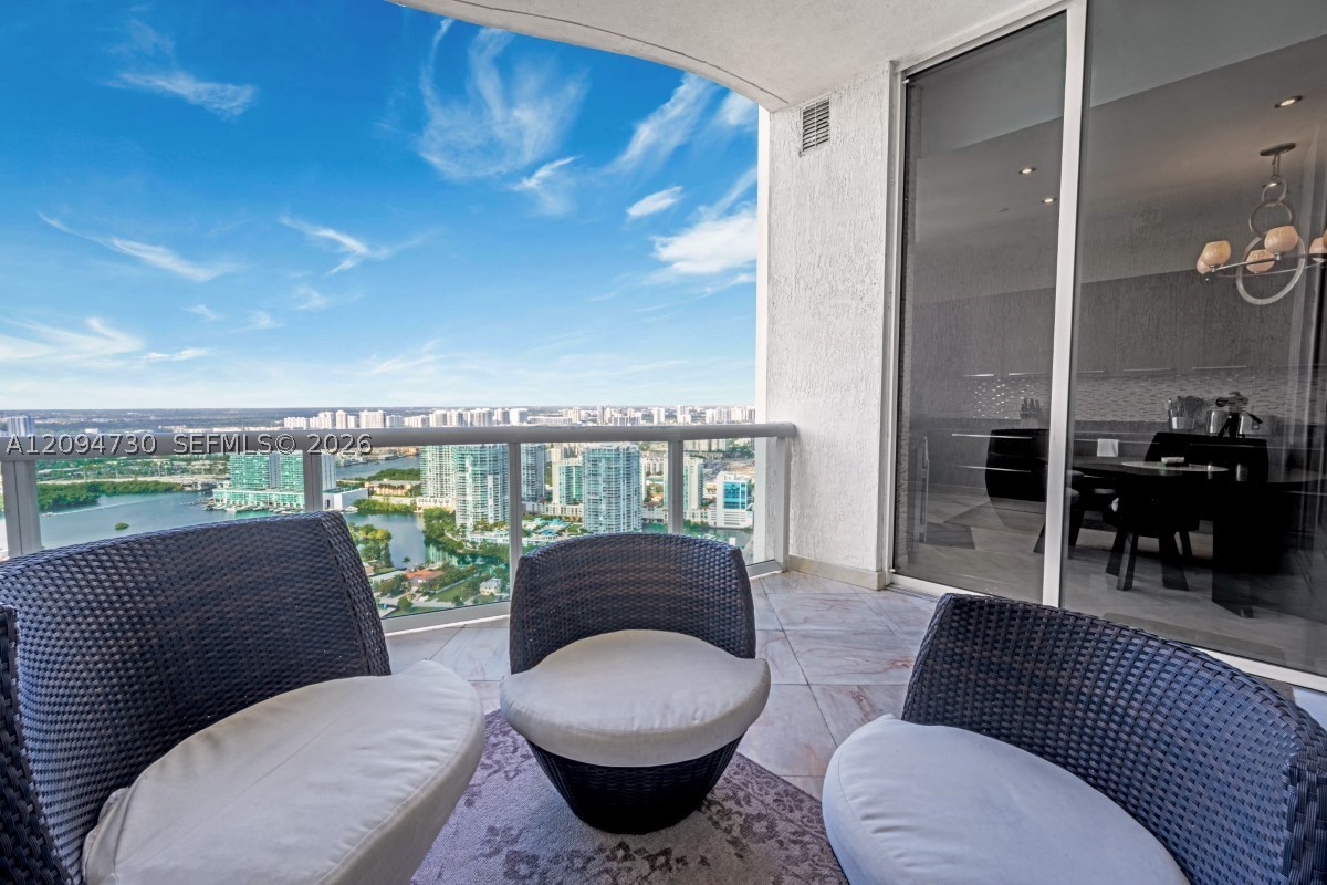 16001 Collins Ave #3806, Sunny Isles Beach FL 33160