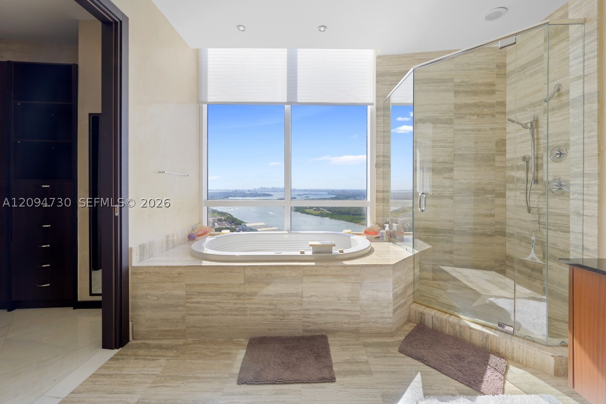 16001 Collins Ave #3806, Sunny Isles Beach FL 33160