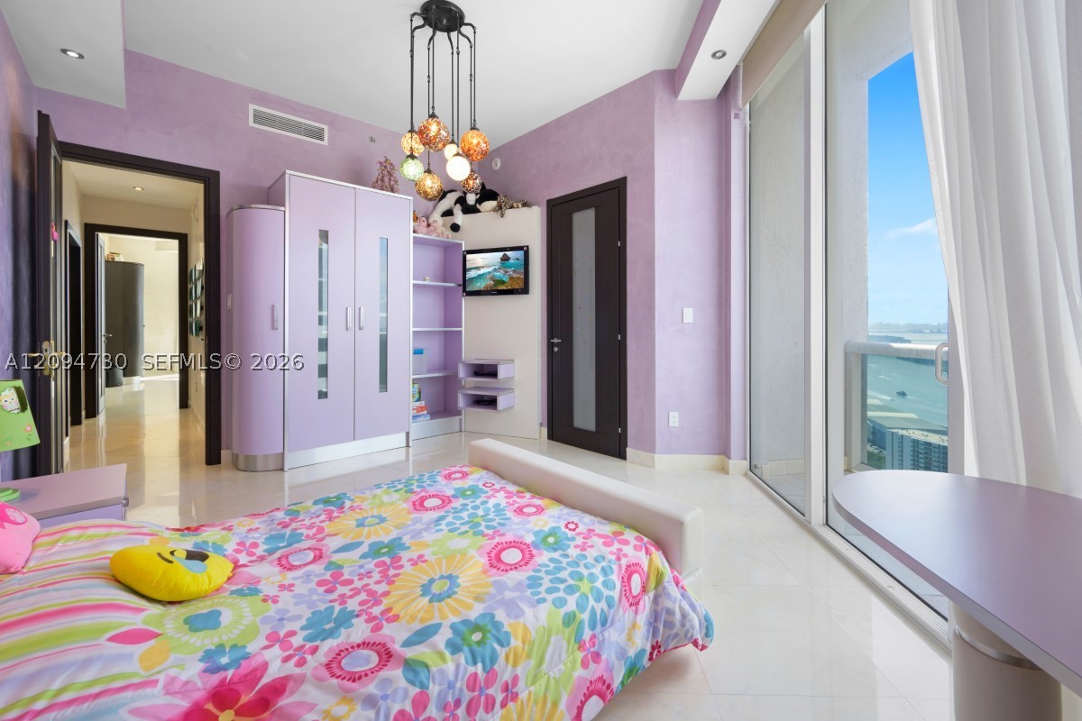 16001 Collins Ave #3806, Sunny Isles Beach FL 33160