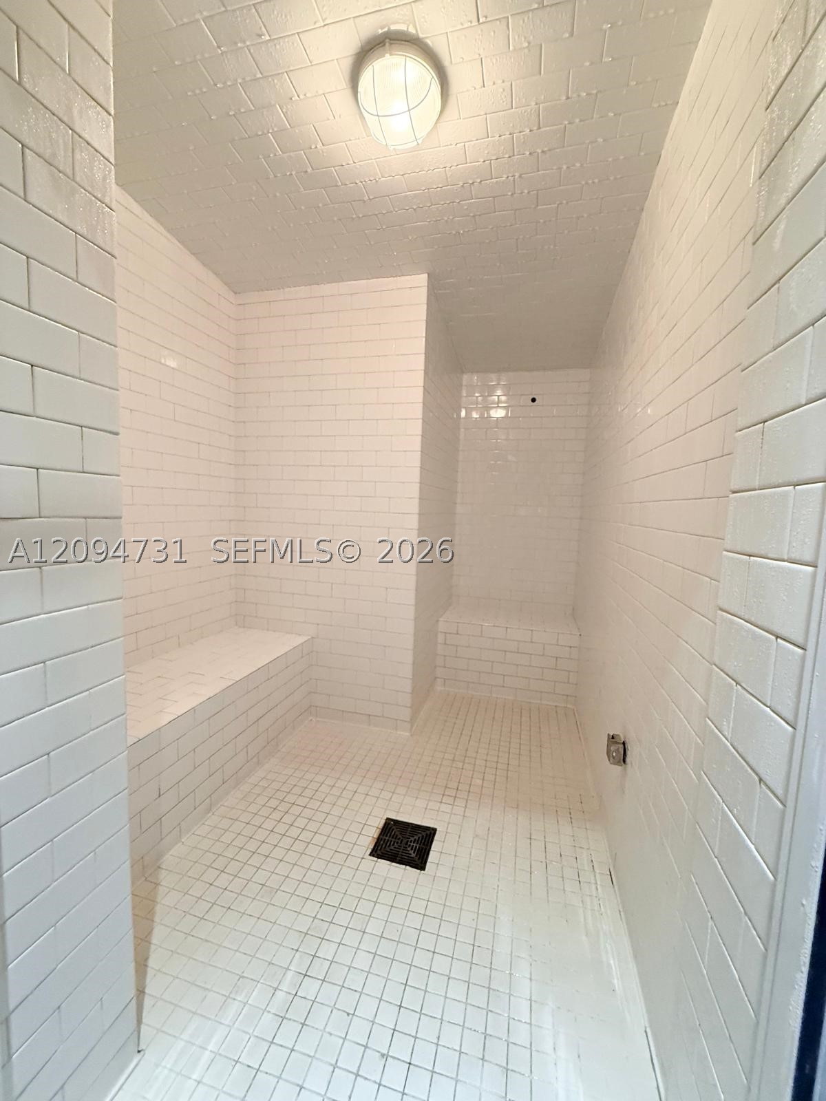 1300 Brickell Bay Dr #1904, Miami FL 33131