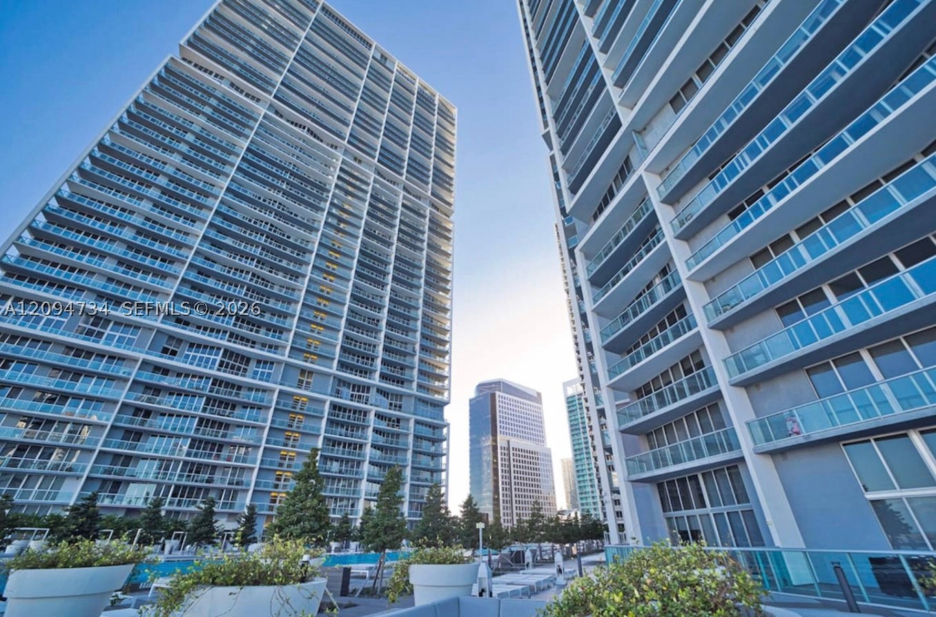 485 Brickell Ave #3904, Miami FL 33131