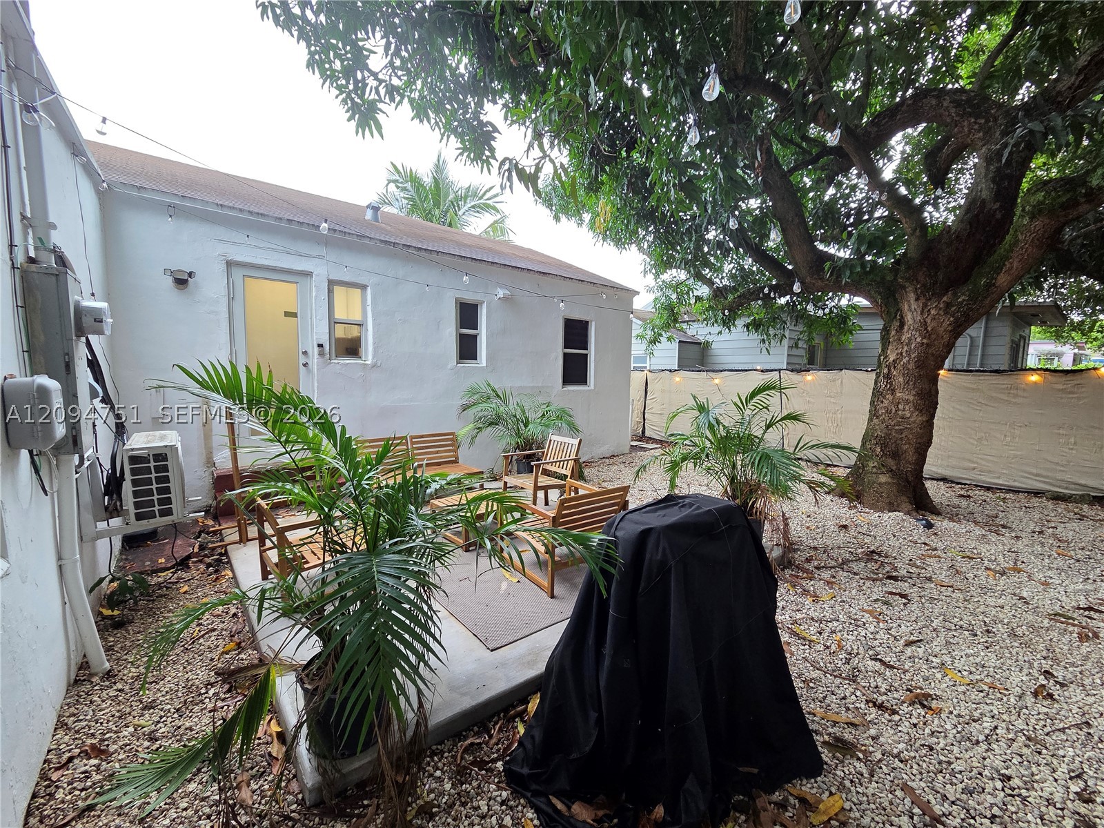 1044 NW 64th St, Miami FL 33150