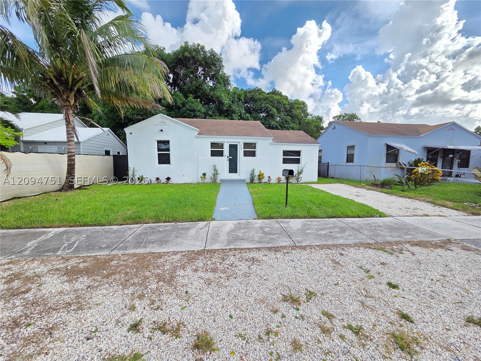 1044 NW 64th St, Miami FL 33150