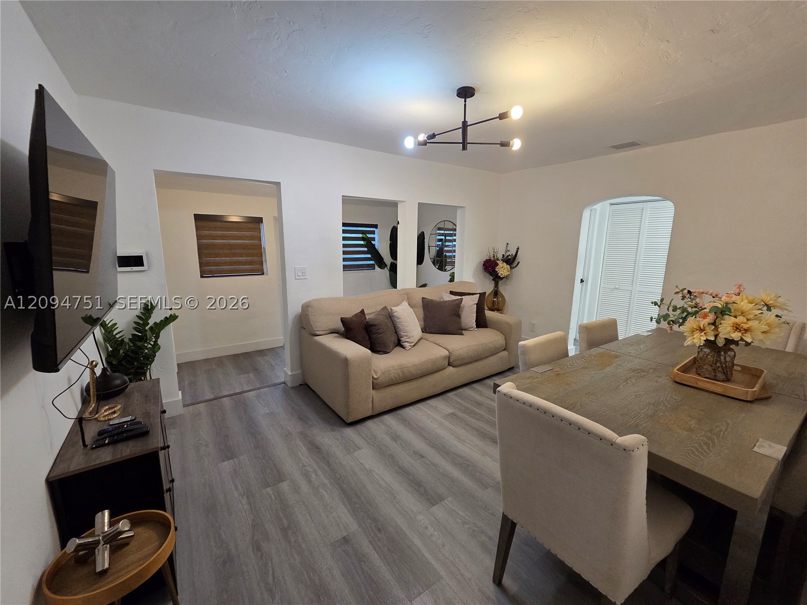 1044 NW 64th St, Miami FL 33150