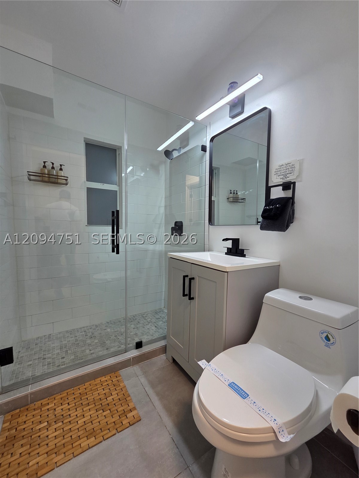 1044 NW 64th St, Miami FL 33150