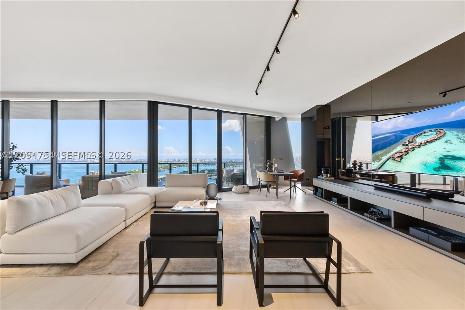 1000 Biscayne Blvd #3502, Miami FL 33132