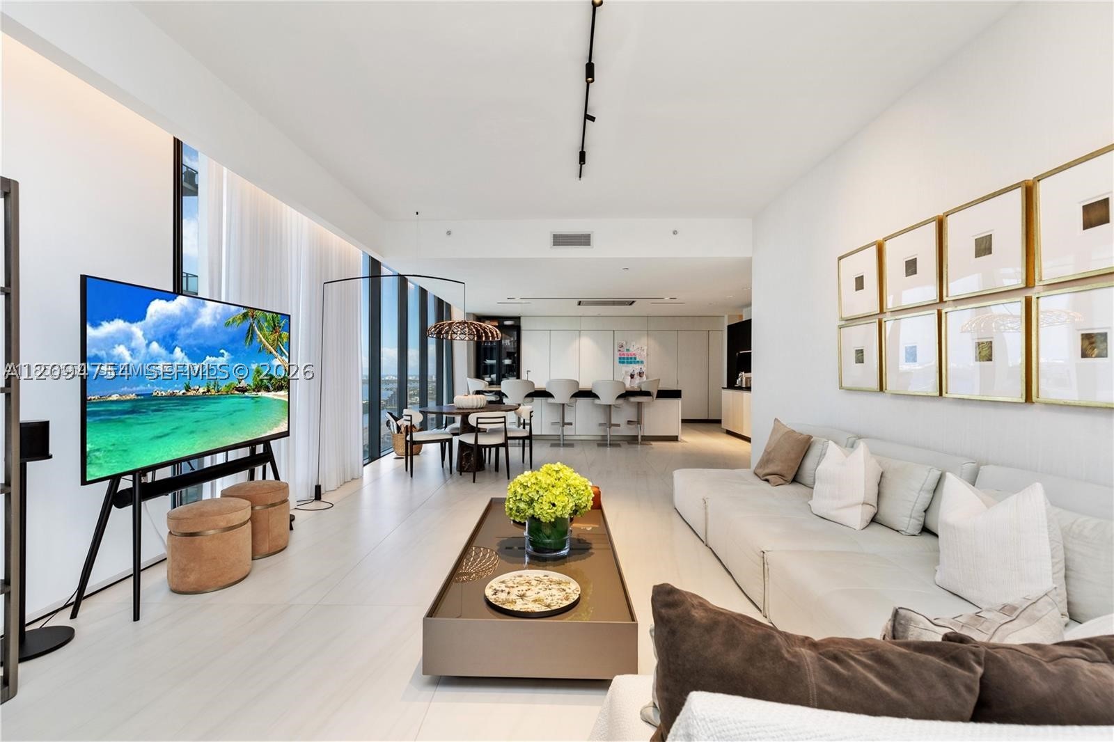 1000 Biscayne Blvd #3502, Miami FL 33132
