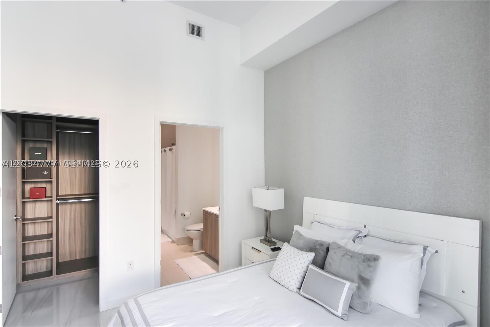 501 NE 31st St #4006, Miami FL 33137