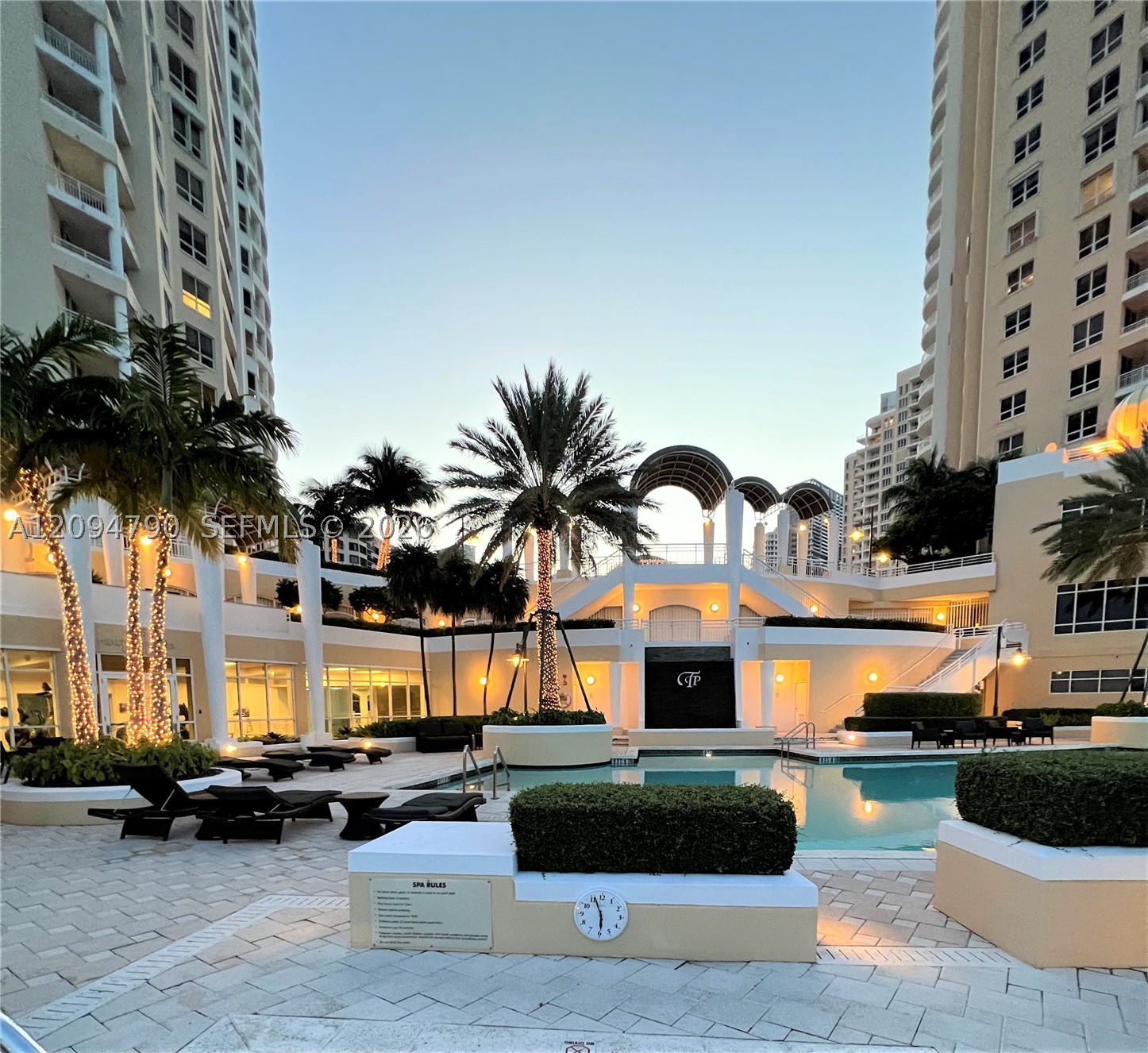 808 Brickell Key Dr #2903, Miami FL 33131
