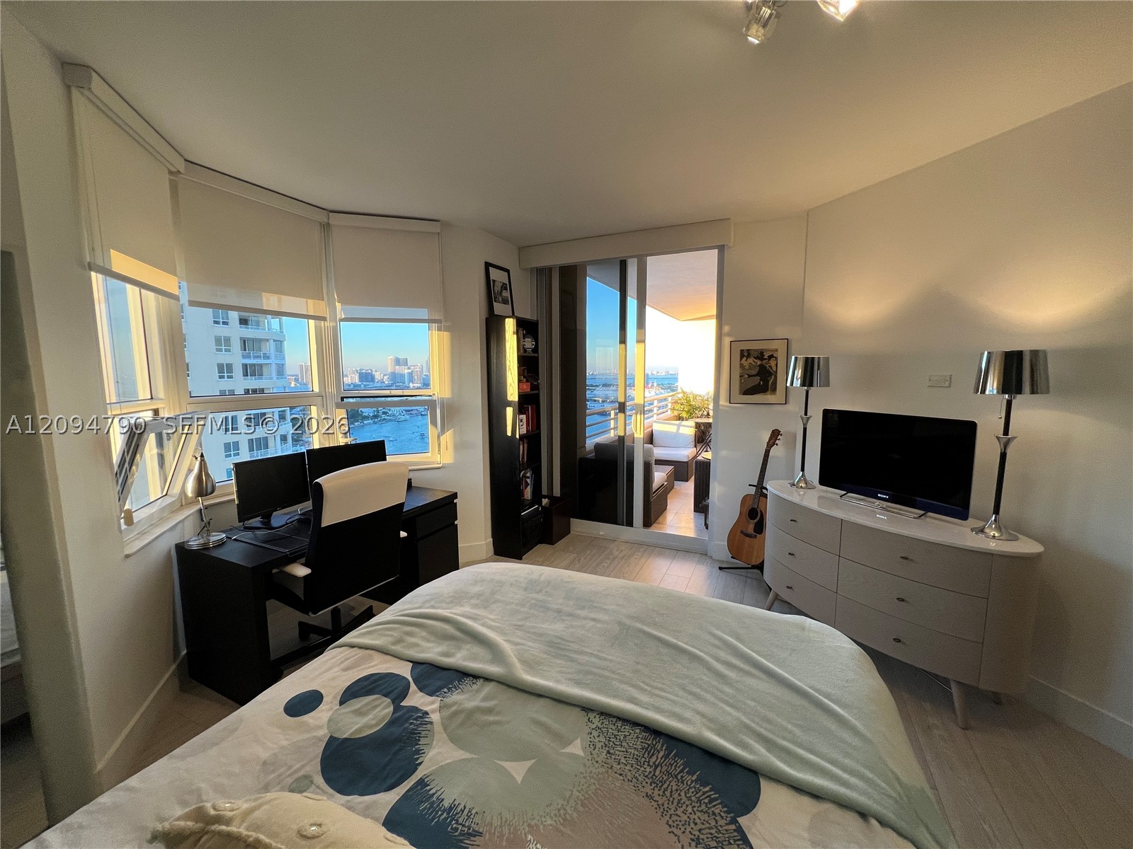 808 Brickell Key Dr #2903, Miami FL 33131