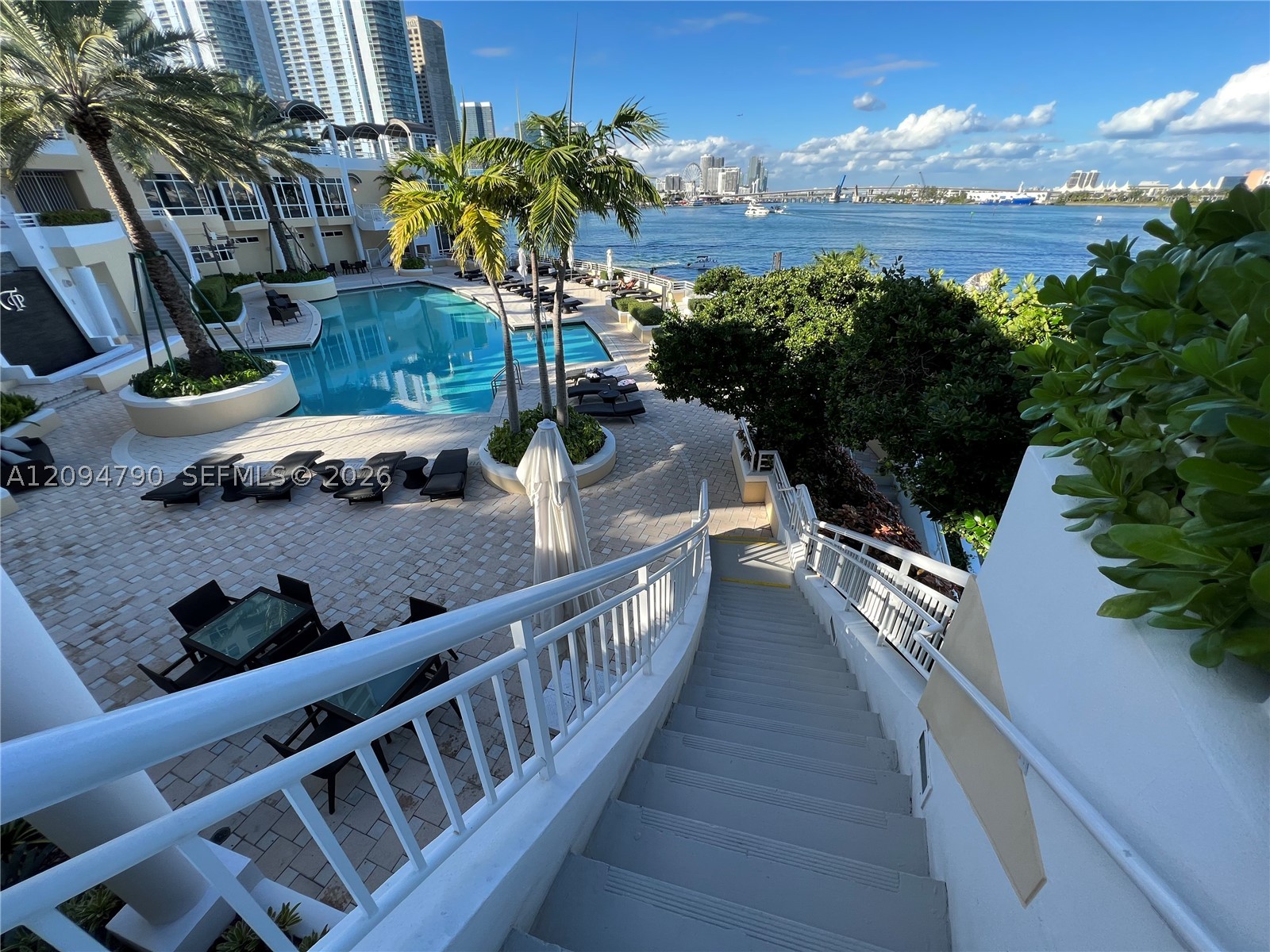 808 Brickell Key Dr #2903, Miami FL 33131
