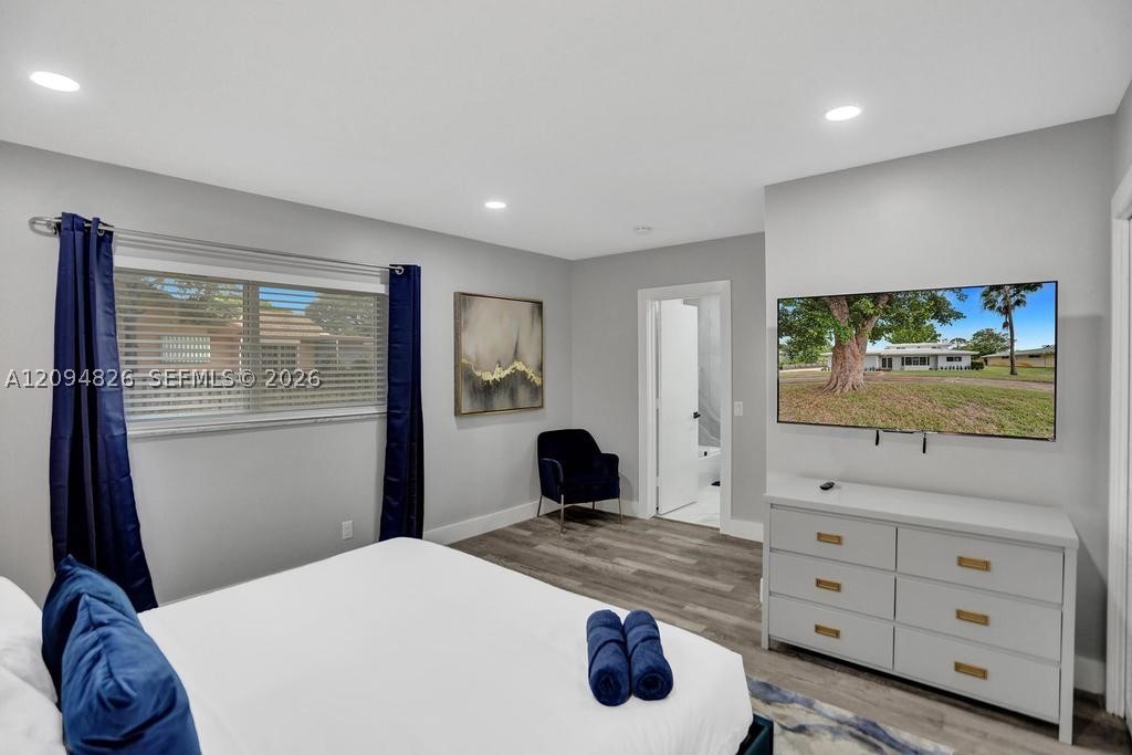 63 SE 5th Ave, Deerfield Beach FL 33441