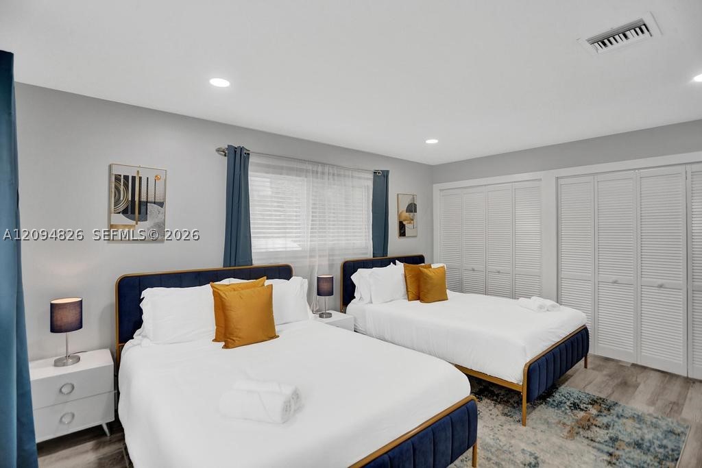 63 SE 5th Ave, Deerfield Beach FL 33441
