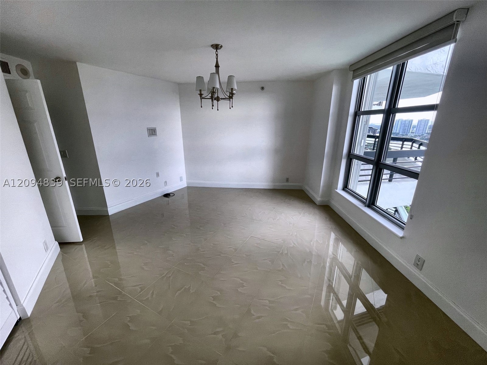 3500 Mystic Pointe Dr #3002, Aventura FL 33180