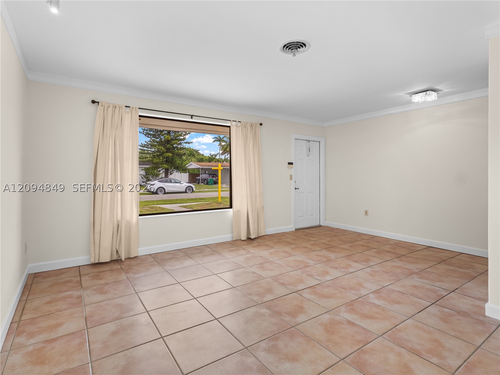 9360 SW 25th St, Miami FL 33165