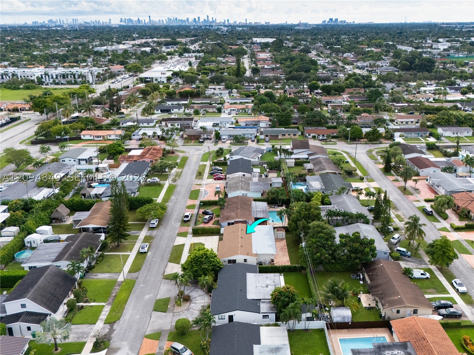9360 SW 25th St, Miami FL 33165