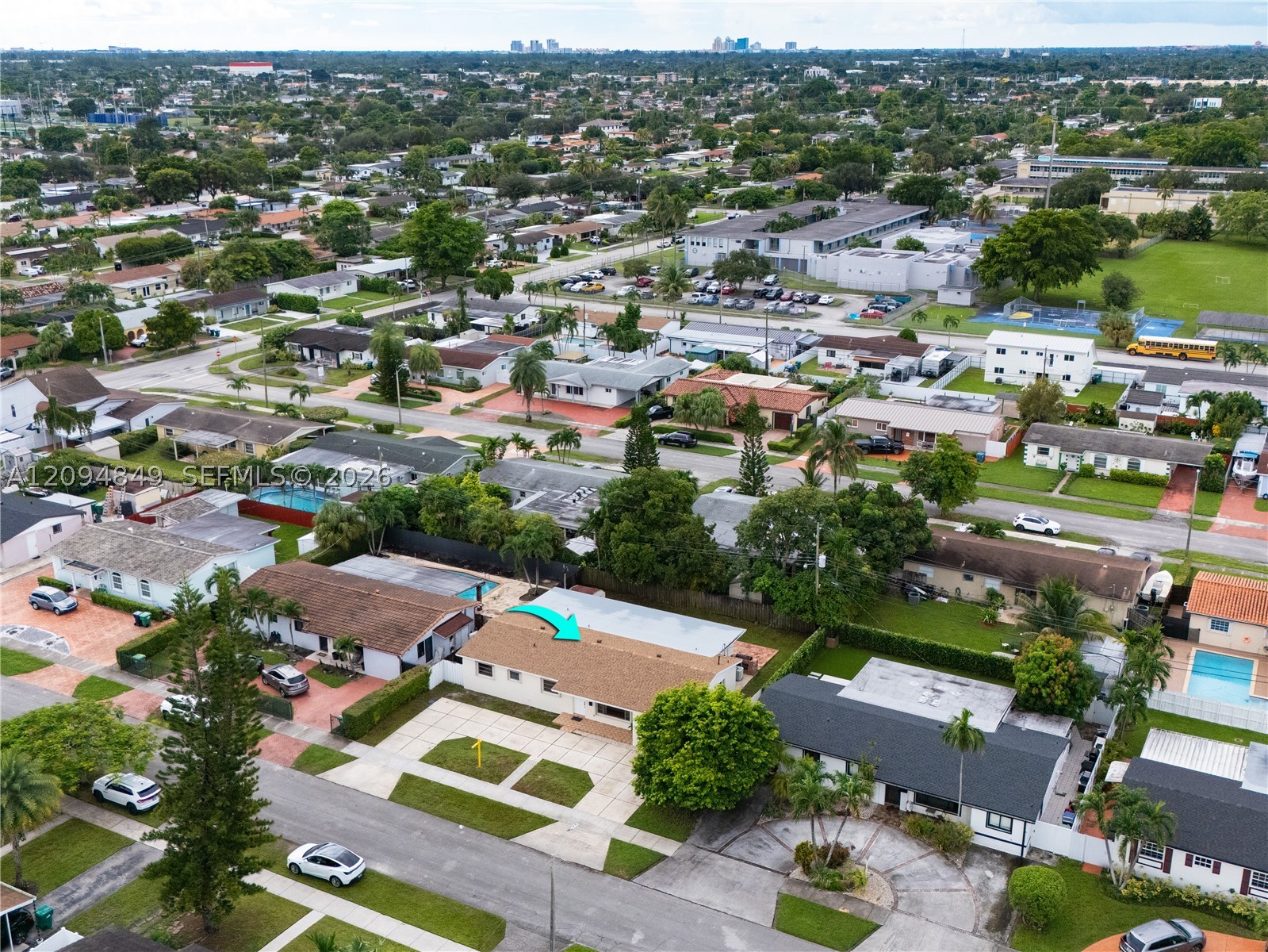 9360 SW 25th St, Miami FL 33165